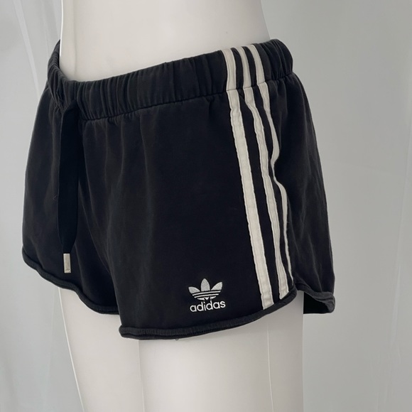 Black Adidas shorts. - Picture 4 of 4